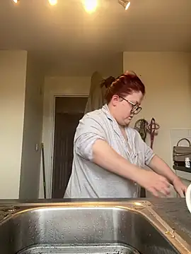 Snapshot of Tallulah-mae-xoxox chatting on February 22, 2025, 12:19 pm Tallulah-mae-xoxox online show from February 22, 2025, 12:19 pm