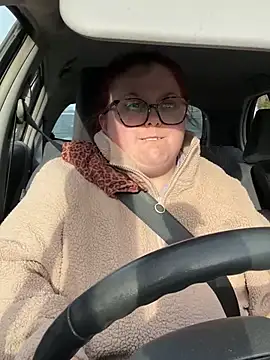 Snapshot of Tallulah-mae-xoxox chatting on February 26, 2025, 3:30 pm Tallulah-mae-xoxox online show from February 26, 2025, 3:30 pm