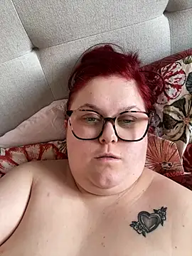 Snapshot of Tallulah-mae-xoxox chatting on March 9, 2025, 10:19 am Tallulah-mae-xoxox online show from March 9, 2025, 10:19 am