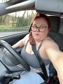 Snapshot of Tallulah-mae-xoxox chatting on March 9, 2025, 4:33 pm Tallulah-mae-xoxox online show from March 9, 2025, 4:33 pm