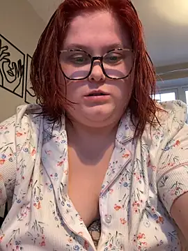 Snapshot of Tallulah-mae-xoxox chatting on March 10, 2025, 5:39 pm Tallulah-mae-xoxox online show from March 10, 2025, 5:39 pm