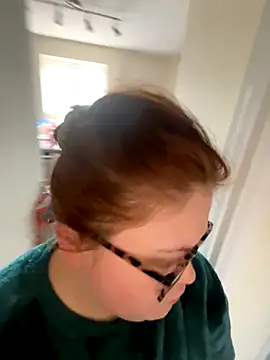 Snapshot of Tallulah-mae-xoxox chatting on November 15, 2025, 11:40 am Tallulah-mae-xoxox online show from November 15, 2025, 11:40 am