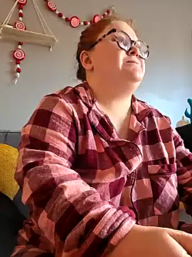 Snapshot of Tallulah-mae-xoxox chatting on November 20, 2025, 9:09 am Tallulah-mae-xoxox online show from November 20, 2025, 9:09 am