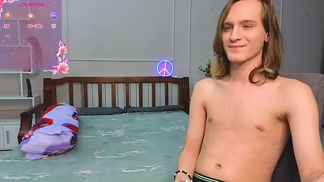 Snapshot of nikompell chatting on December 30, 2024, 2:09 am nikompell online show from December 30, 2024, 2:09 am