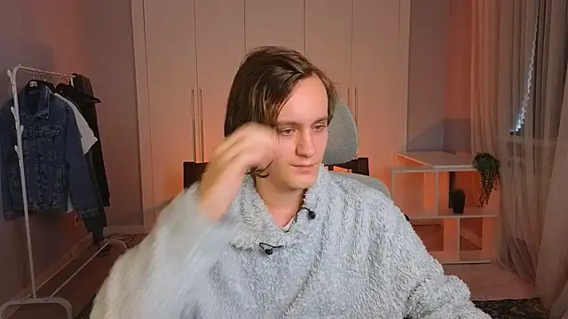 Snapshot of nikompell chatting on March 5, 2025, 4:56 am nikompell online show from March 5, 2025, 4:56 am