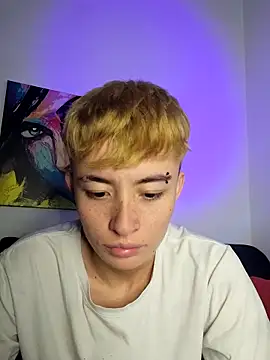 Snapshot of nico_18x chatting on February 5, 2025, 1:37 am nico 18x online show from February 5, 2025, 1:37 am