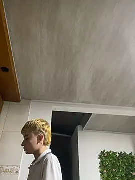 Snapshot of nico_18x chatting on February 10, 2025, 2:08 am nico 18x online show from February 10, 2025, 2:08 am