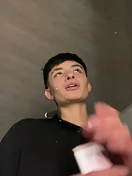 Snapshot of nico_18x chatting on March 6, 2025, 3:46 am nico 18x online show from March 6, 2025, 3:46 am