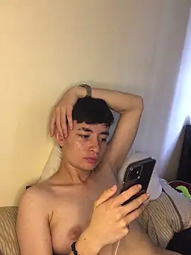 Snapshot of nico_18x chatting on October 31, 2025, 6:53 pm nico 18x online show from October 31, 2025, 6:53 pm