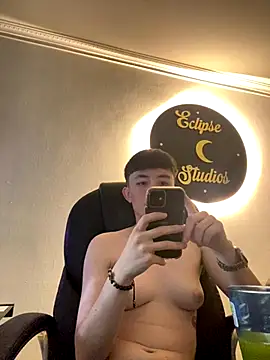 Snapshot of nico_18x chatting on November 8, 2025, 5:07 am nico 18x online show from November 8, 2025, 5:07 am