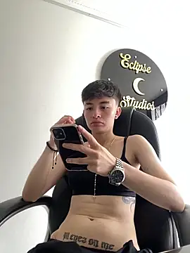 Snapshot of nico_18x chatting on November 12, 2025, 3:23 pm nico 18x online show from November 12, 2025, 3:23 pm