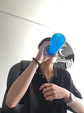 Snapshot of nico_18x chatting on November 16, 2025, 3:28 pm nico 18x online show from November 16, 2025, 3:28 pm