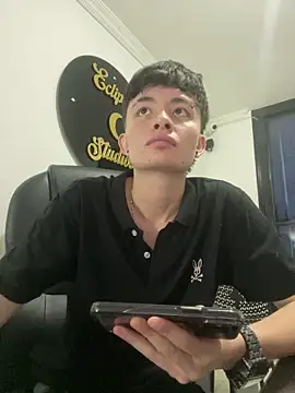 Snapshot of nico_18x chatting on November 27, 2025, 5:09 am nico 18x online show from November 27, 2025, 5:09 am