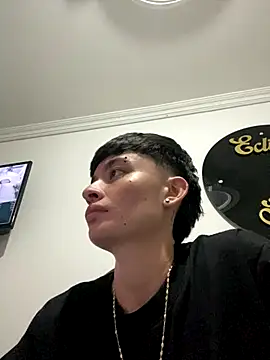 Snapshot of nico_18x chatting on November 29, 2025, 10:57 pm nico 18x online show from November 29, 2025, 10:57 pm