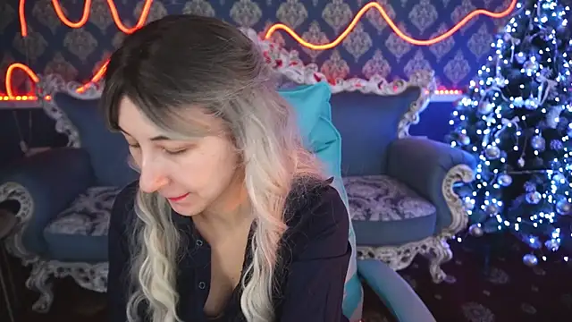 Roxy Rayy online show from January 15, 2025, 6:43 am