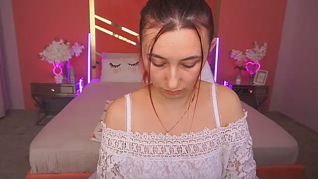 Roxy Rayy online show from November 19, 2025, 3:45 pm