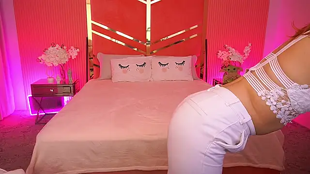 Roxy Rayy online show from December 2, 2025, 3:07 pm