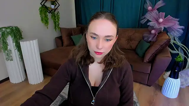 Snapshot of TrueReincarnation chatting on November 11, 2025, 4:07 pm TrueReincarnation online show from November 11, 2025, 4:07 pm