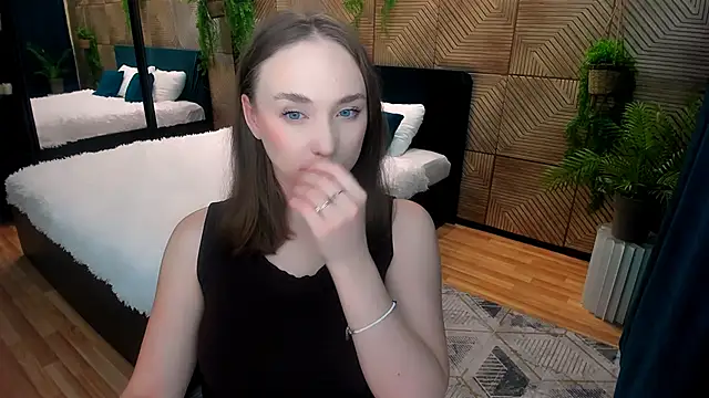 Snapshot of TrueReincarnation chatting on November 27, 2025, 10:06 am TrueReincarnation online show from November 27, 2025, 10:06 am