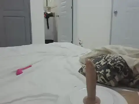 Snapshot of adele-33 chatting on March 7, 2025, 1:20 am adele-33 online show from March 7, 2025, 1:20 am