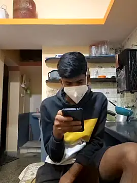 Snapshot of KissesBoyAD chatting on December 3, 2024, 4:17 pm KissesBoyAD online show from December 3, 2024, 4:17 pm
