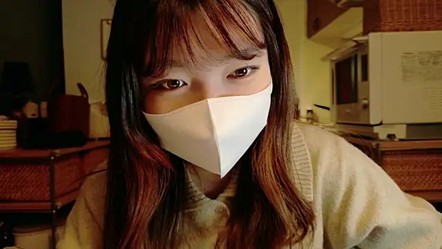  Yui  online show from November 27, 2025, 8:27 am