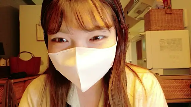  Yui  online show from December 3, 2025, 8:56 am