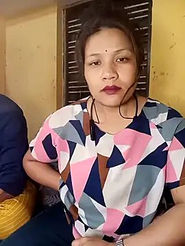 Radhikadavi879 online show from January 21, 2025, 2:48 pm