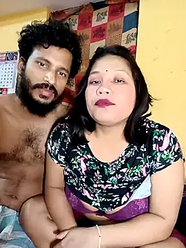 Radhikadavi879 online show from January 30, 2025, 4:02 pm