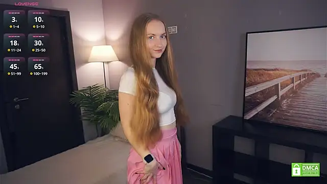 EsmaCarll online show from December 1, 2025, 8:14 pm