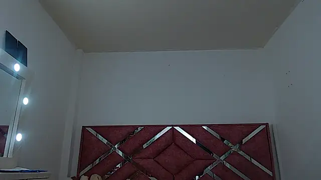 moan sex2 online show from October 9, 2025, 11:03 pm