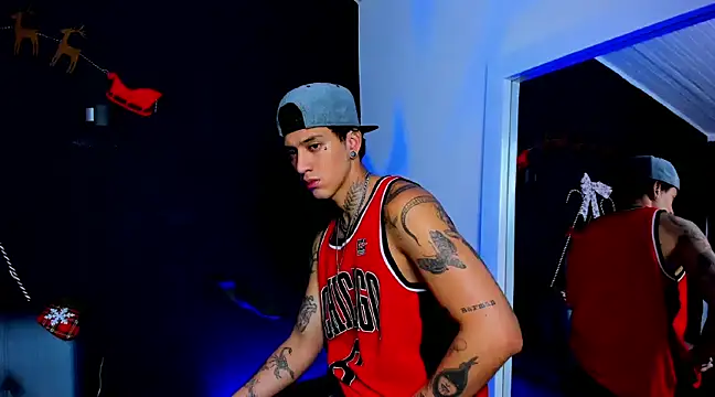 JUSTIN FULLER1 online show from December 6, 2024, 1:22 pm