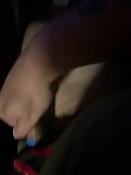 showoff79vers online show from September 19, 2025, 2:02 am