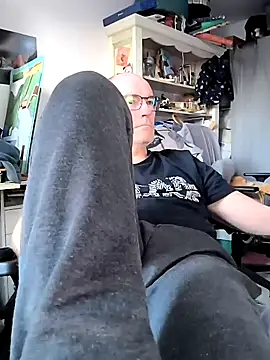 bogland33 online show from March 14, 2025, 5:13 pm