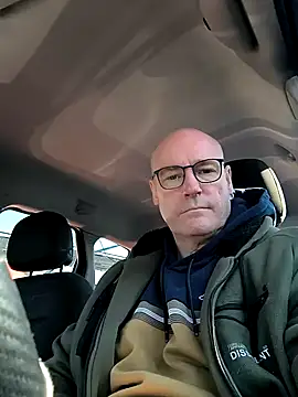 bogland33 online show from March 17, 2025, 9:44 am