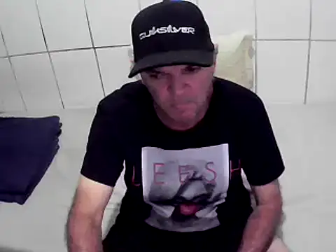 pierdona online show from March 1, 2025, 7:59 pm