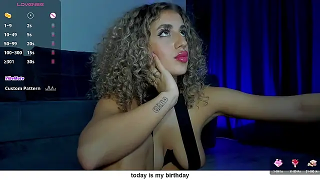 Snapshot of CurlyAnt0 chatting on February 14, 2025, 11:09 pm CurlyAnt0 online show from February 14, 2025, 11:09 pm