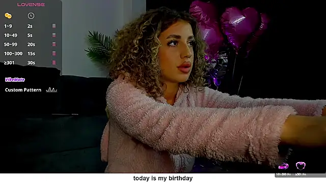 Snapshot of CurlyAnt0 chatting on February 18, 2025, 11:08 pm CurlyAnt0 online show from February 18, 2025, 11:08 pm