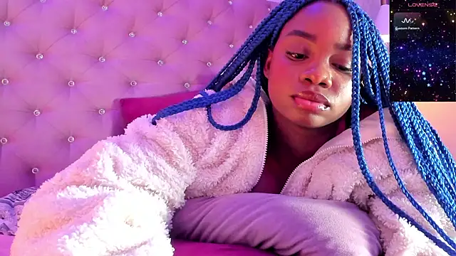 johannaMiller1 online show from December 31, 2024, 8:37 am