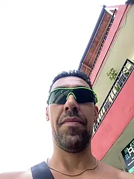 Snapshot of dantedesirexx chatting on January 21, 2025, 6:23 pm dantedesirexx online show from January 21, 2025, 6:23 pm