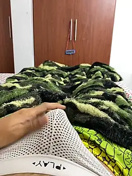 Snapshot of dantedesirexx chatting on January 30, 2025, 4:58 am dantedesirexx online show from January 30, 2025, 4:58 am