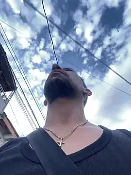 Snapshot of dantedesirexx chatting on January 31, 2025, 10:10 pm dantedesirexx online show from January 31, 2025, 10:10 pm