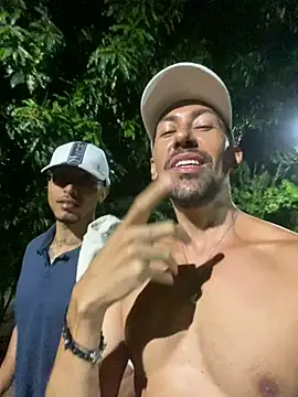 Snapshot of dantedesirexx chatting on February 25, 2025, 7:42 am dantedesirexx online show from February 25, 2025, 7:42 am