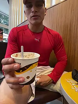 Snapshot of dantedesirexx chatting on March 6, 2025, 10:36 pm dantedesirexx online show from March 6, 2025, 10:36 pm