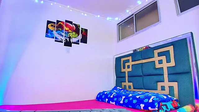 Snapshot of Lazy_Blake chatting on November 19, 2025, 7:14 pm Lazy Blake online show from November 19, 2025, 7:14 pm