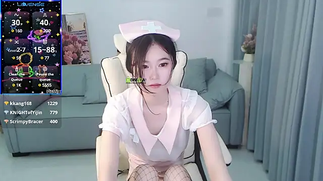 Snapshot of YiJin-a chatting on December 30, 2024, 11:15 am YiJin-a online show from December 30, 2024, 11:15 am