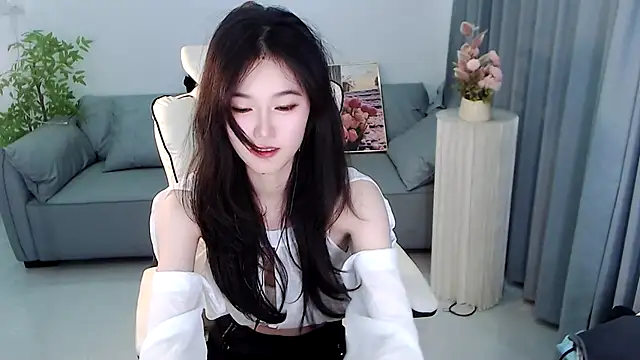 Snapshot of YiJin-a chatting on January 25, 2025, 2:25 pm YiJin-a online show from January 25, 2025, 2:25 pm