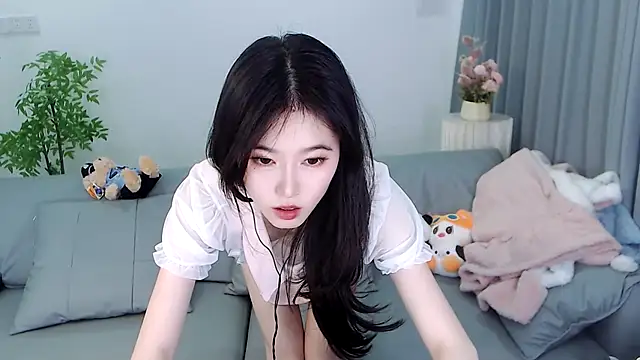 Snapshot of YiJin-a chatting on January 26, 2025, 3:03 pm YiJin-a online show from January 26, 2025, 3:03 pm