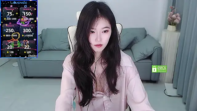 Snapshot of YiJin-a chatting on March 2, 2025, 1:05 pm YiJin-a online show from March 2, 2025, 1:05 pm