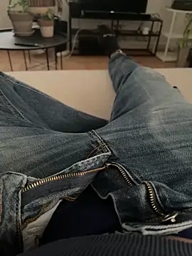 Snapshot of RSR_26689 chatting on February 10, 2025, 2:26 pm RSR 26689 online show from February 10, 2025, 2:26 pm